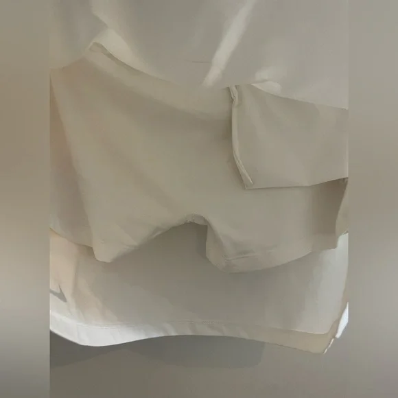 White Nike Golf Tennis Athletic Skort with built in shorts - Picture 6 of 6